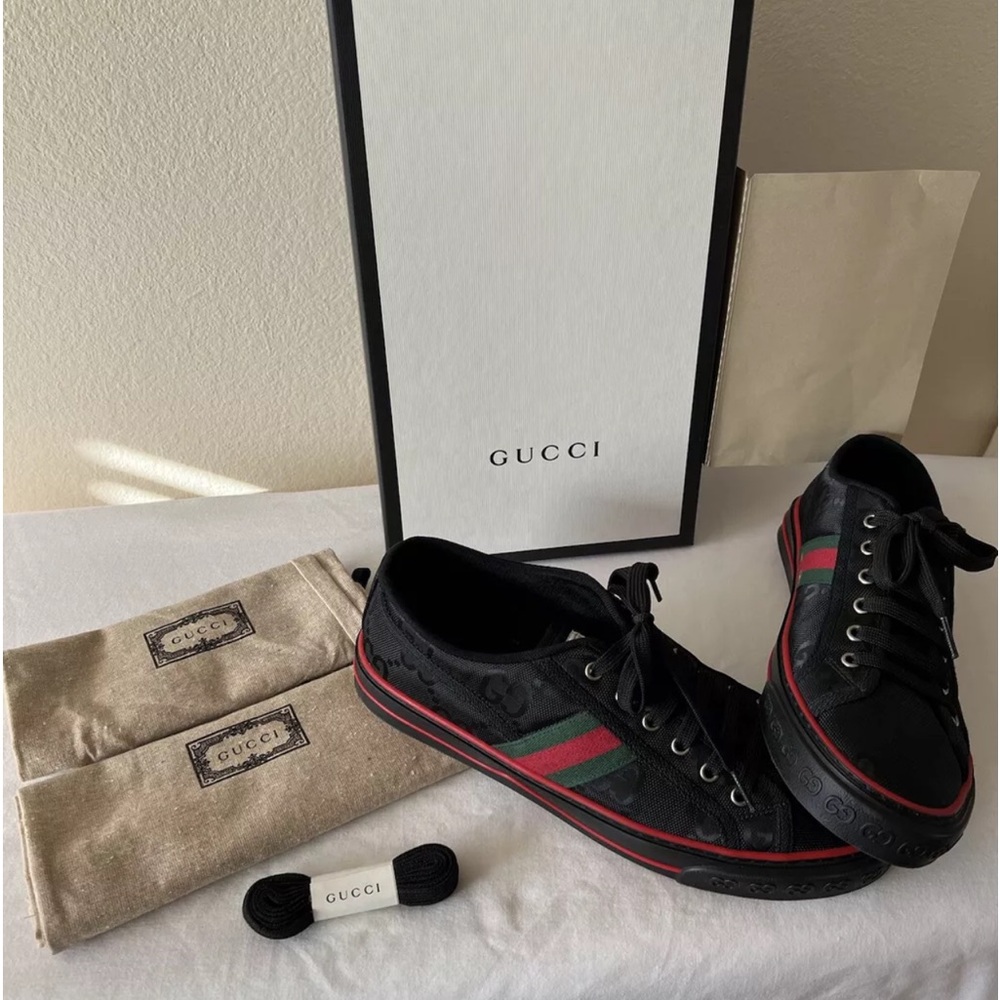 Gucci tennis sneaker size 37 in perfect condition